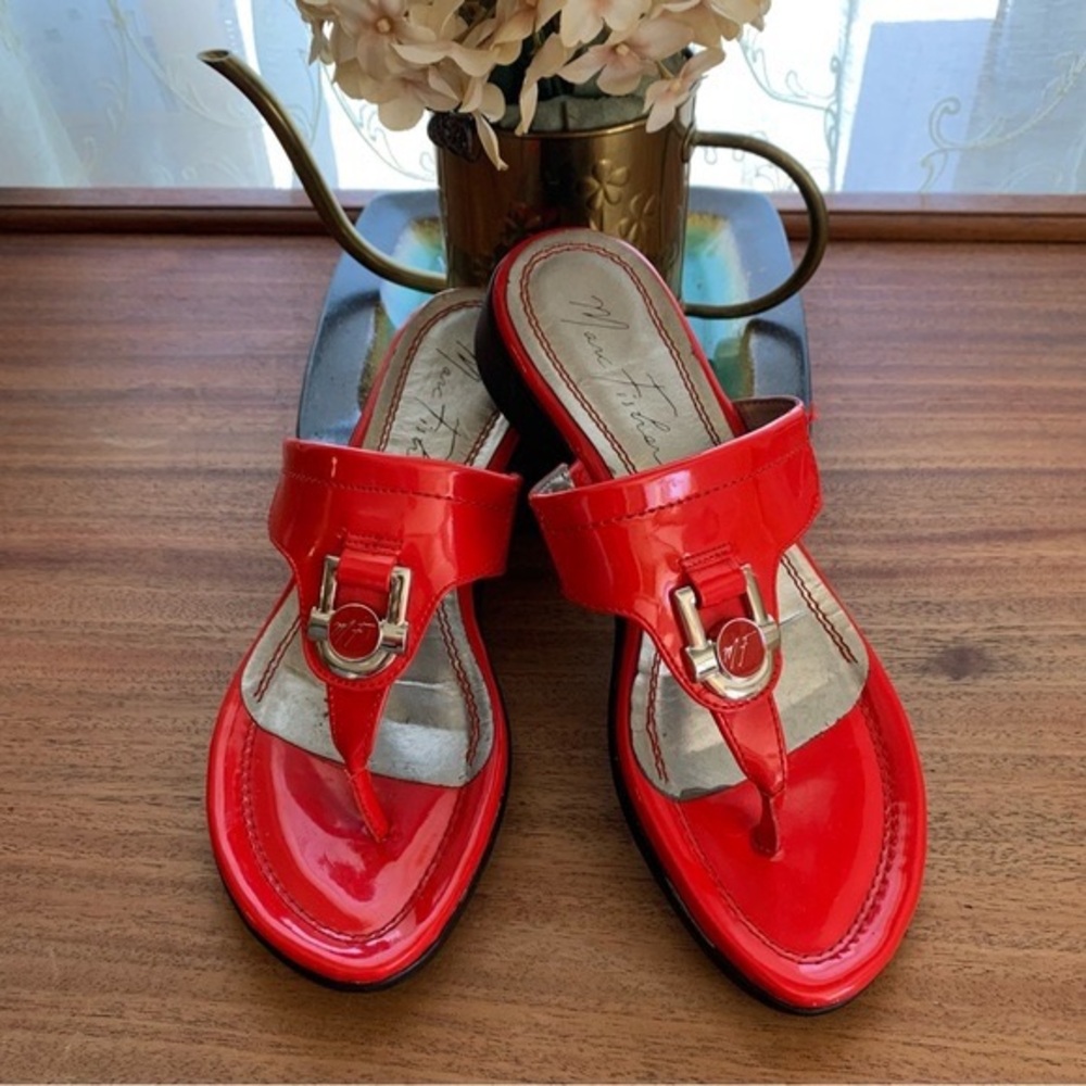 Women’s Patent Red Thong Sandals with Gold Accent Buckle